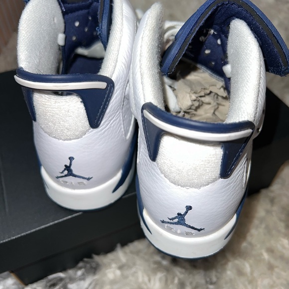 Air Jordan 6 Retro GS ‘Midnight Navy’ 2022 Sneakers - Picture 10 of 12